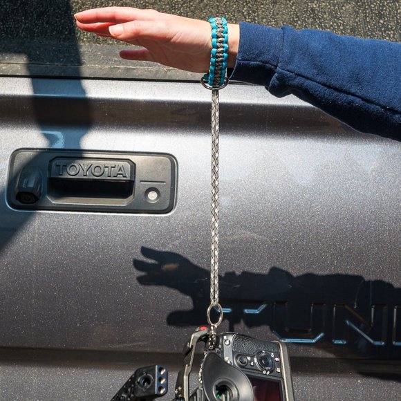 Custom camera Neck strap (paracord) & Matching Wrist strap & Matching key chain - Picture 5 of 5